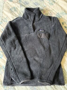 Patagonia Dark Blue Zip-Neck Fleece Pullover